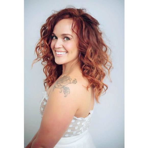 Meet your Posher, Ellie - Picture 1 of 1